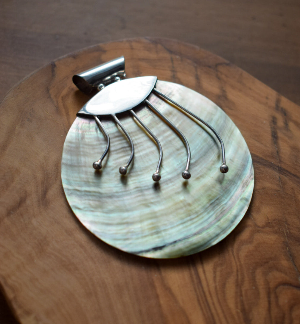 Vintage Large Shell Necklace