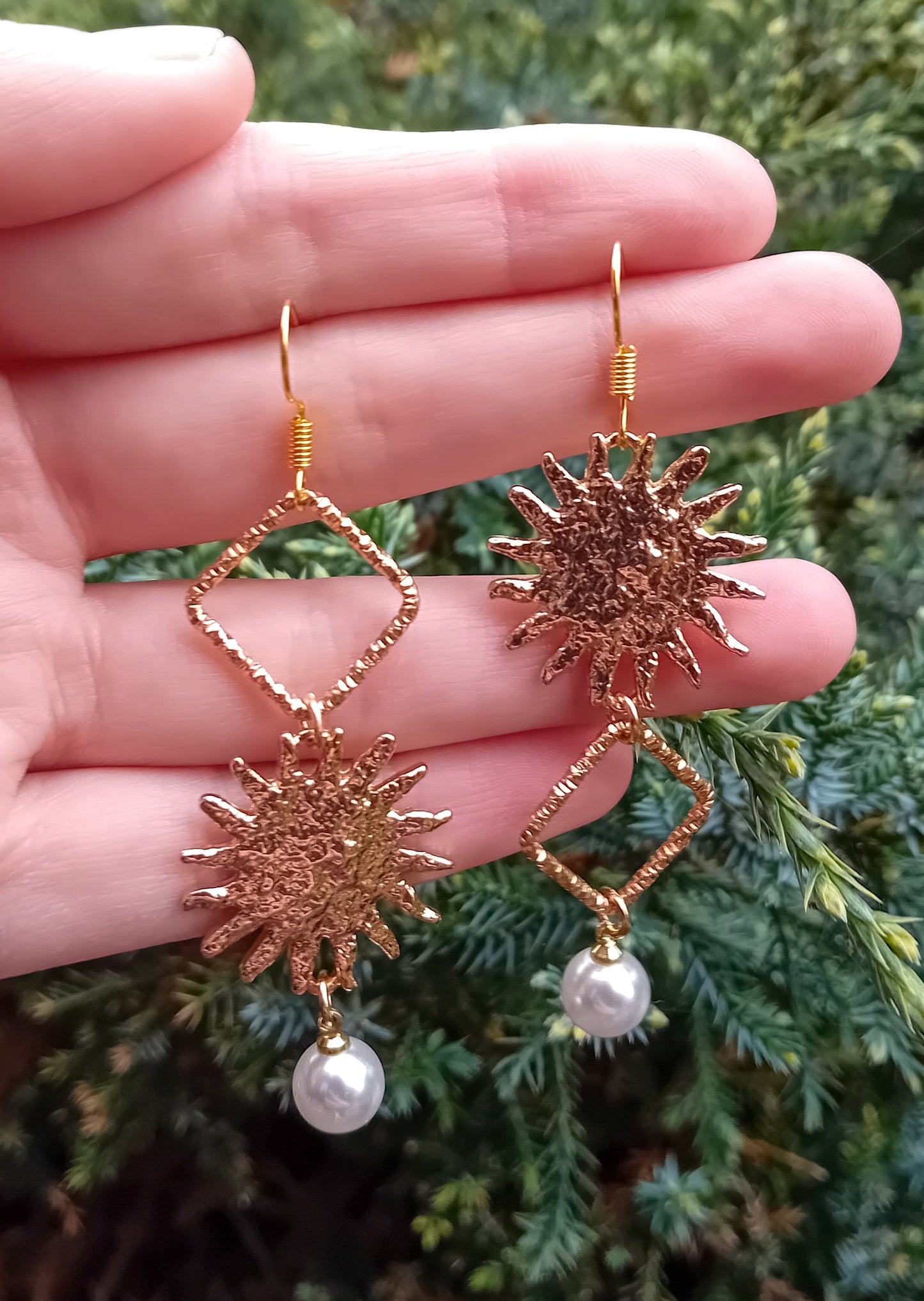 Upcycled pearl and sun drops