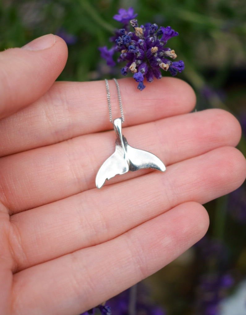 Tail Necklace