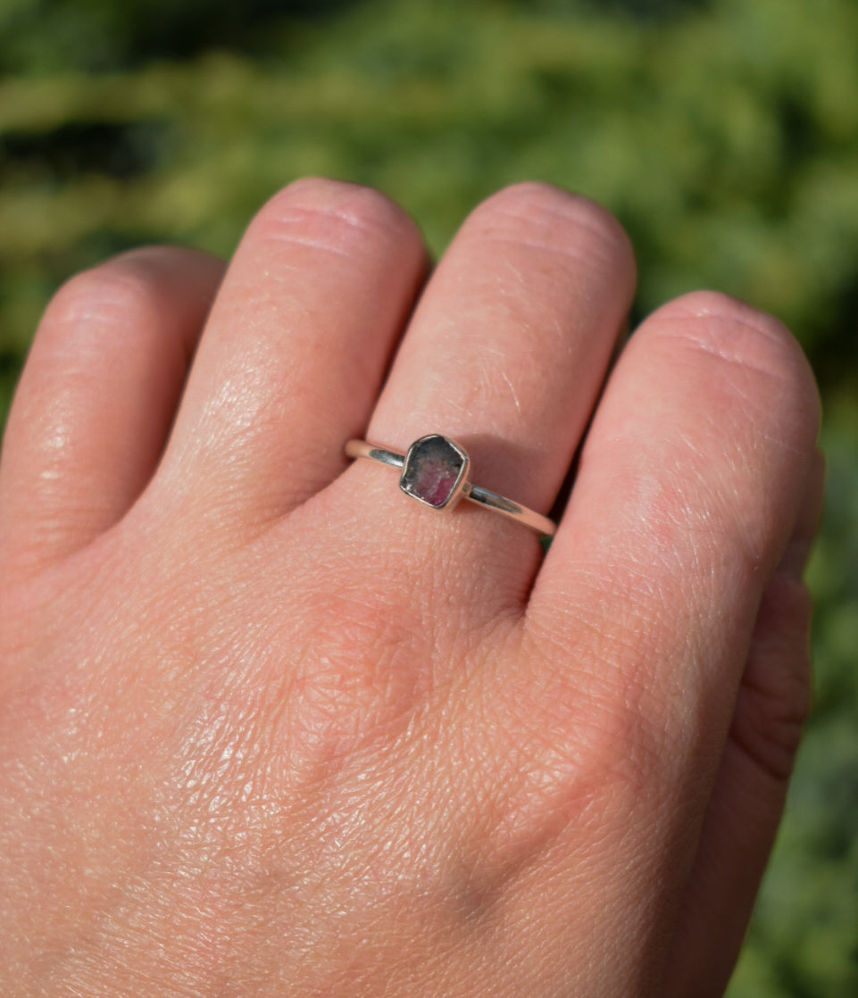 Gemstone Ring Size N