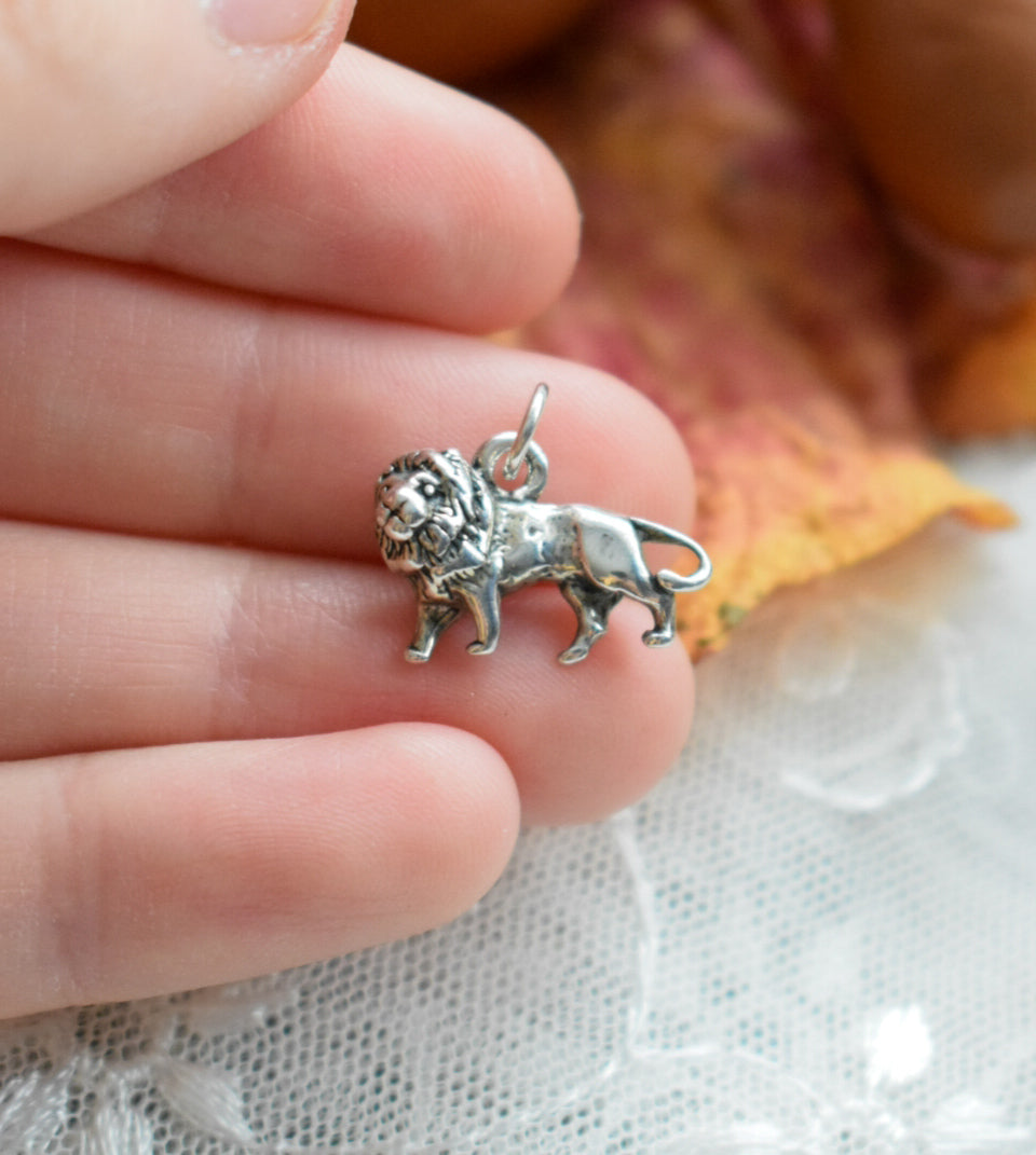 Lion Necklace