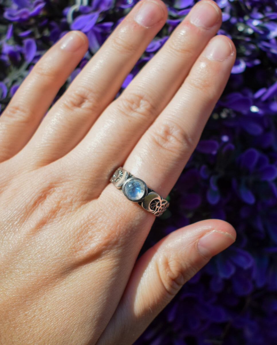 Triple Moon Moonstone Ring Size Q