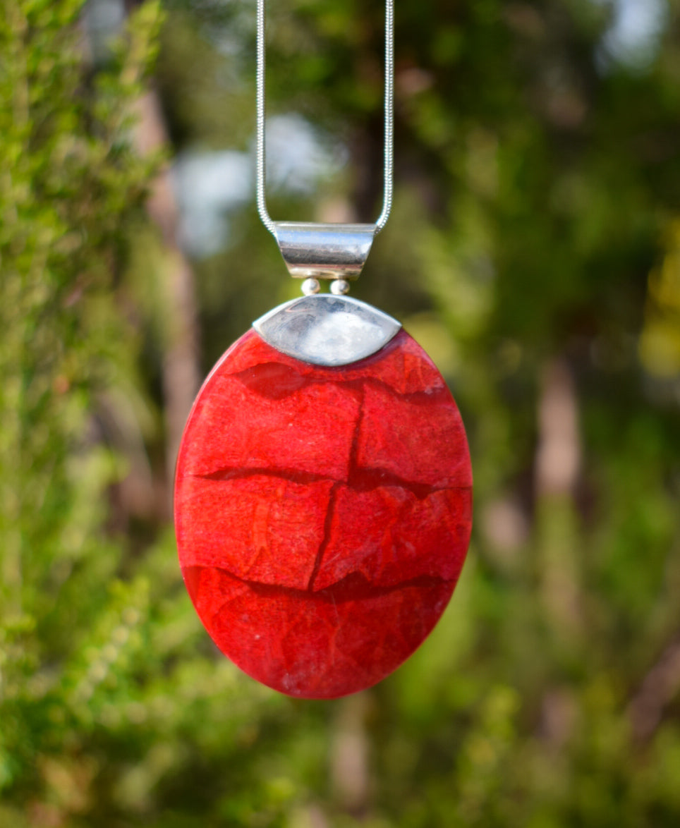 Red Shell Necklace