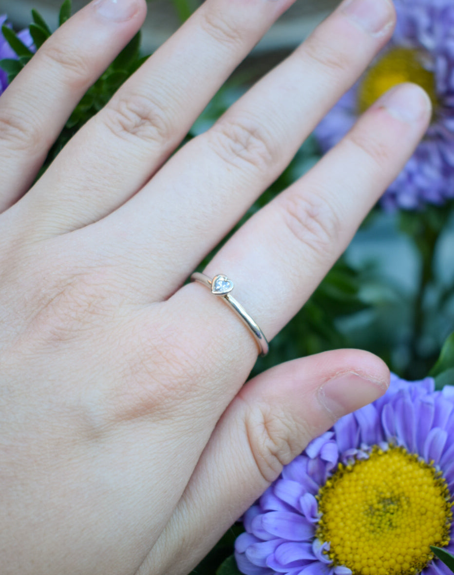 Heart Shaped Zirconia Ring Size N