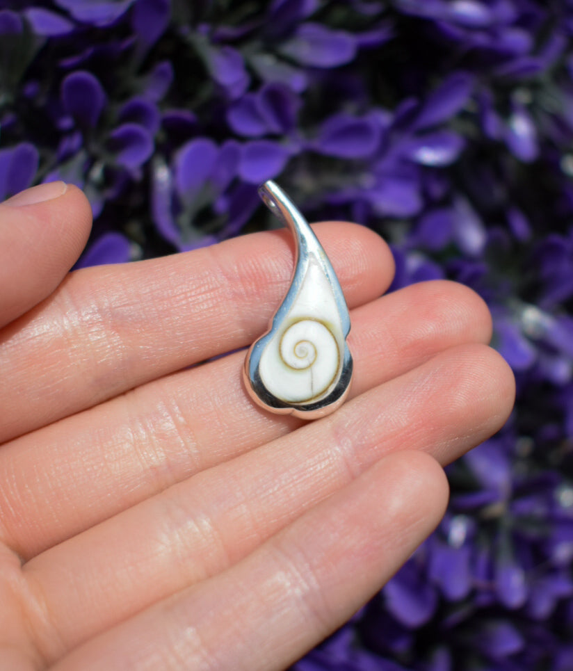 Sterling Silver Shell Necklace