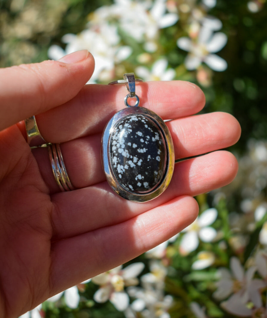 Silver Plated Snowflake Obsidian Necklace