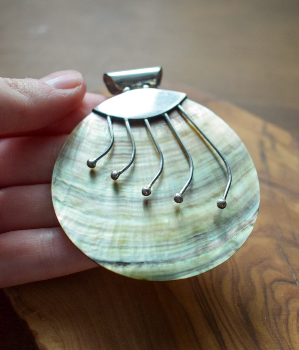 Vintage Large Shell Necklace