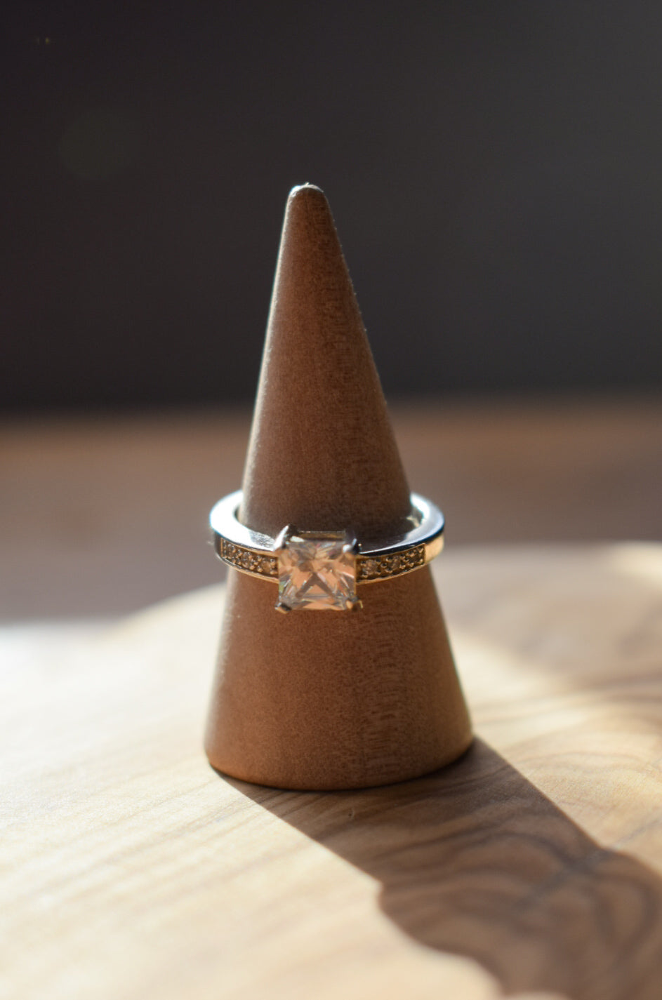 Diamanté Style Ring Size L