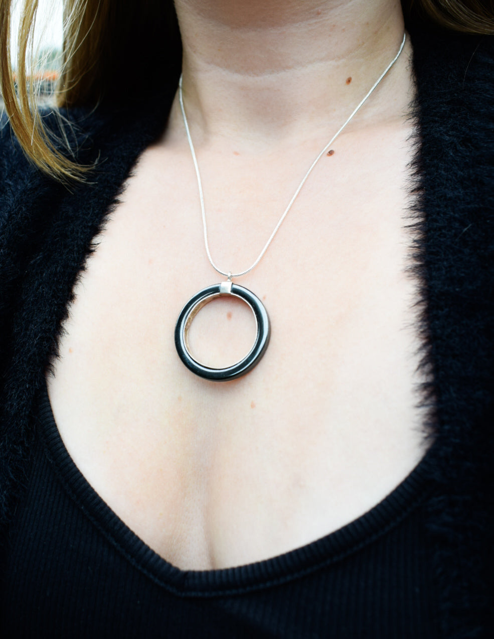 Round Hollow Necklace
