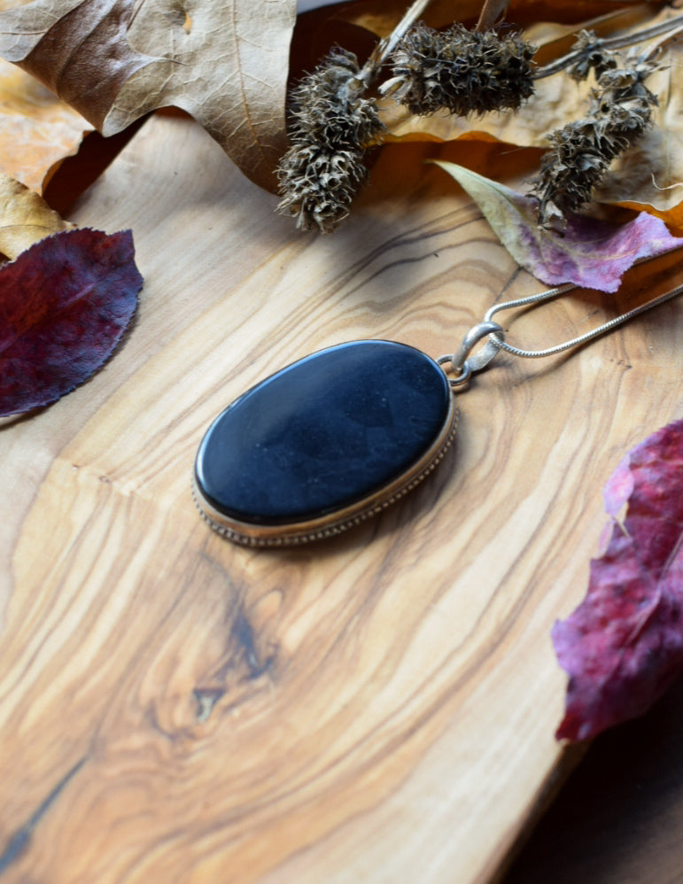 Oval Onyx Pendant