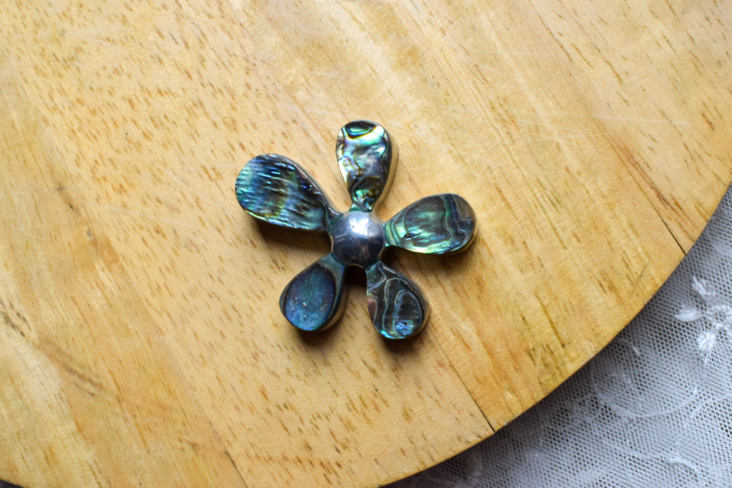 Stainless Steel Abalone Flower Necklace