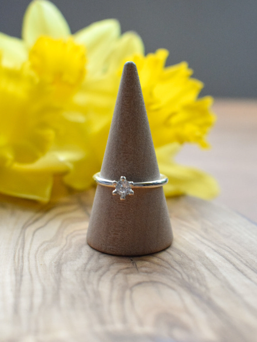 Diamanté Ring Size N