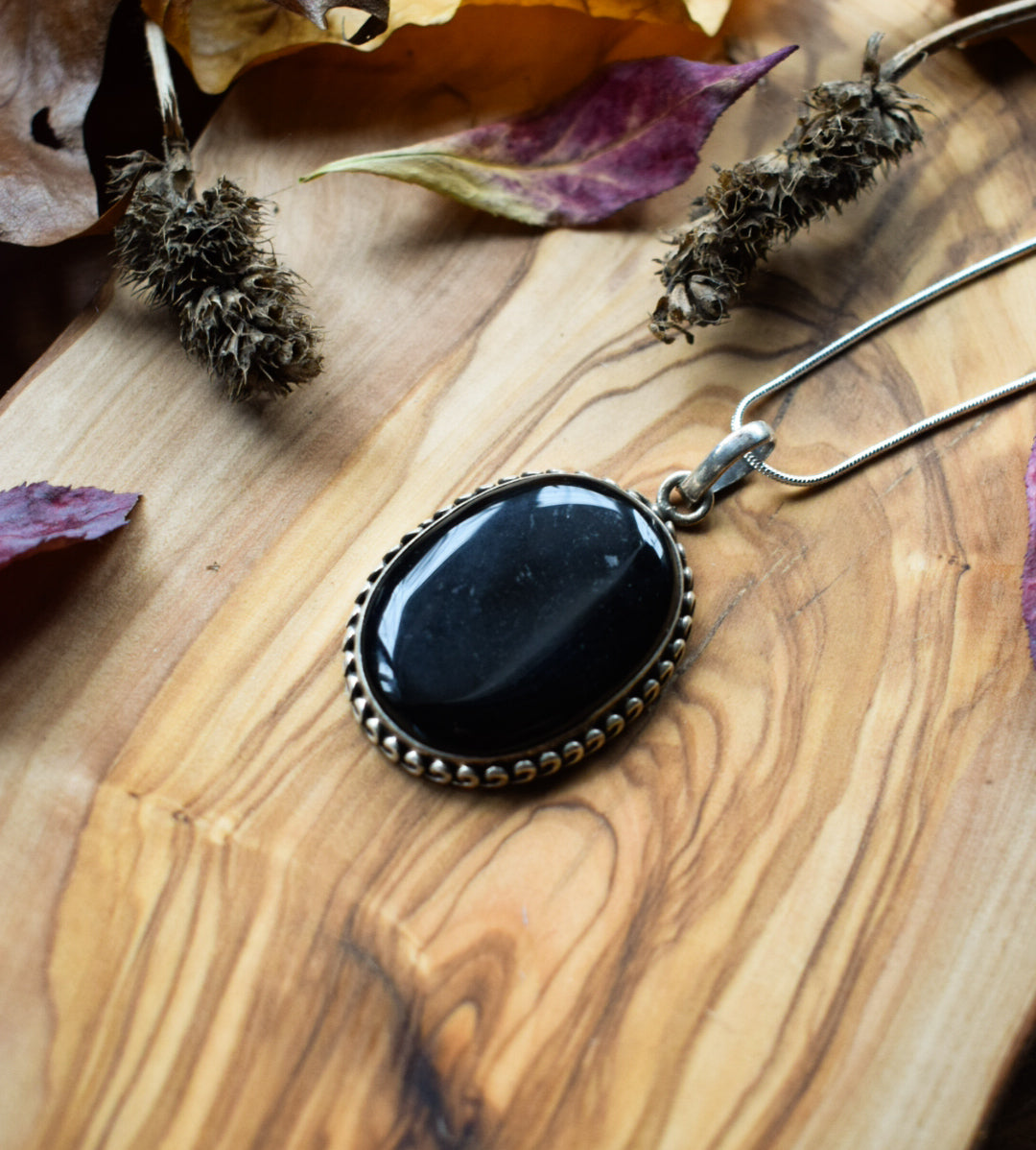 Oval Onyx Necklace