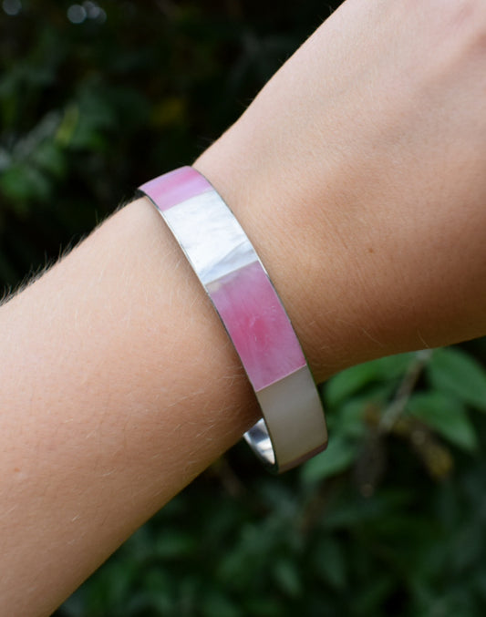 White and Pink Shell Bangle