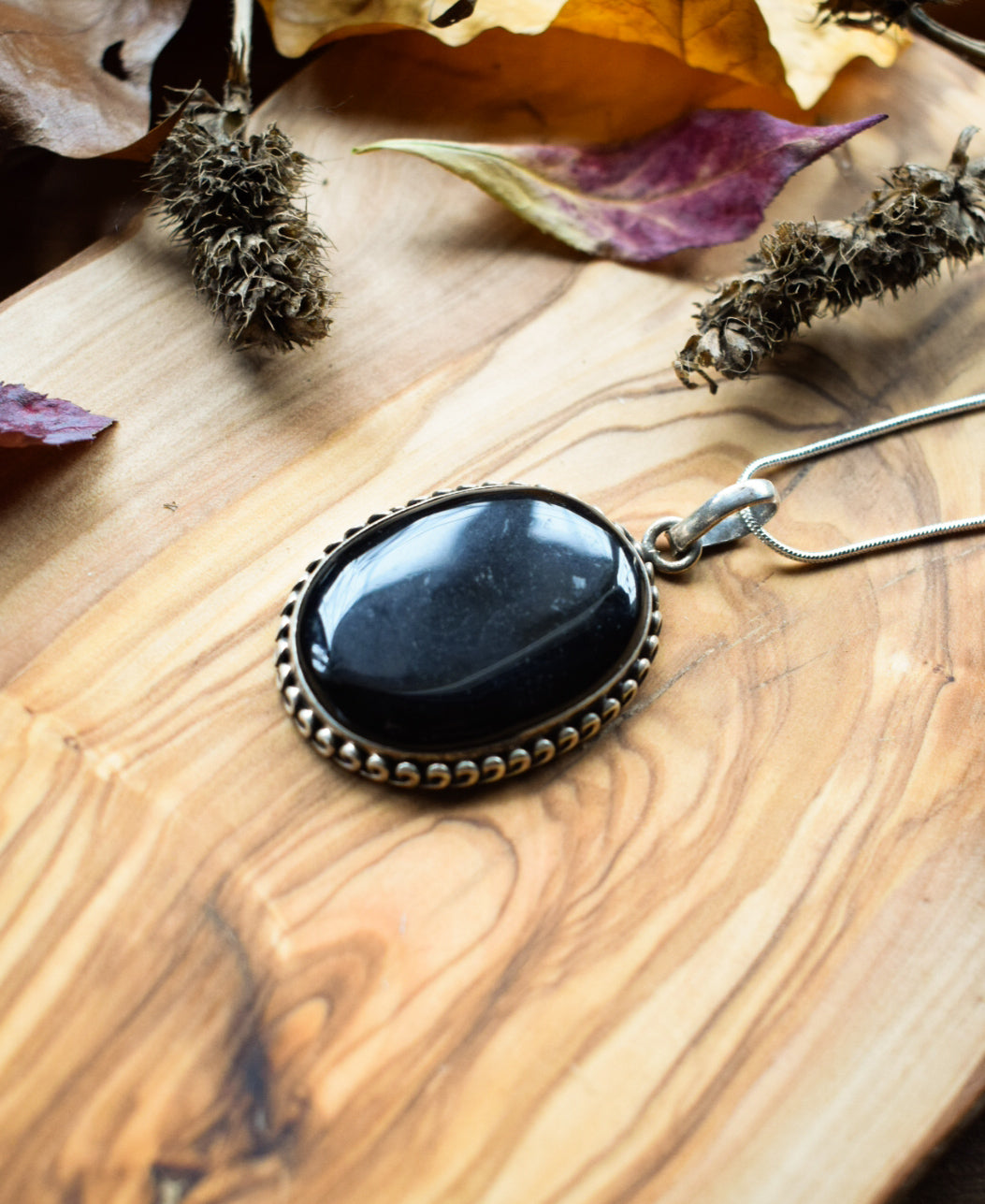 Oval Onyx Necklace